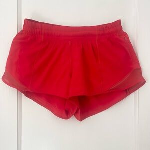 Red/Coral Lululemon Hotty Hot 2.5” Shorts